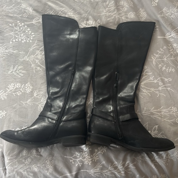 Black Riding Boots - Picture 2 of 4